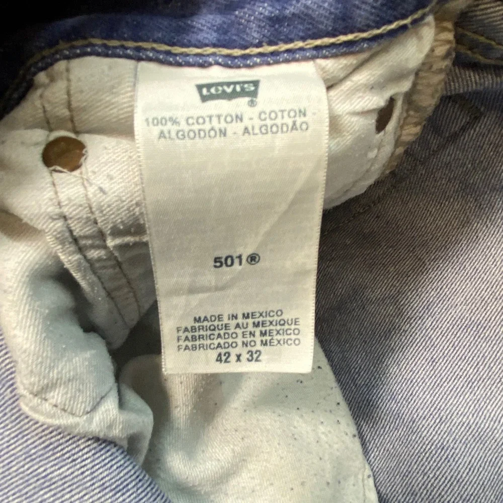 Levis Vintage Men 42x32 Blue Denim 501 Original Fit Button Fly Straight Jeans‎